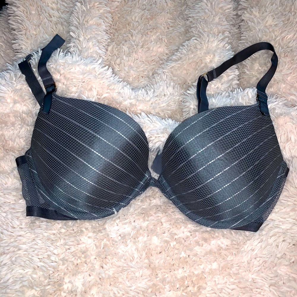 VS Very Sexy push up